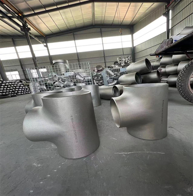 316 304 Reducing Stainless Steel Tee Fittings KS Butt Weld 48 X 22 Inch
